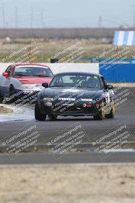 media/Mar-16-2025-CalClub SCCA (Sun) [[e72803ec8c]]/Group 5/Qualifying (Turn 1)/